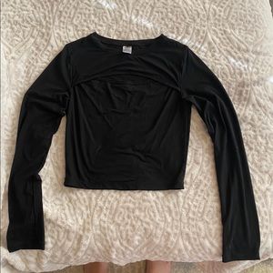 Alphalete cut out long sleeve crop